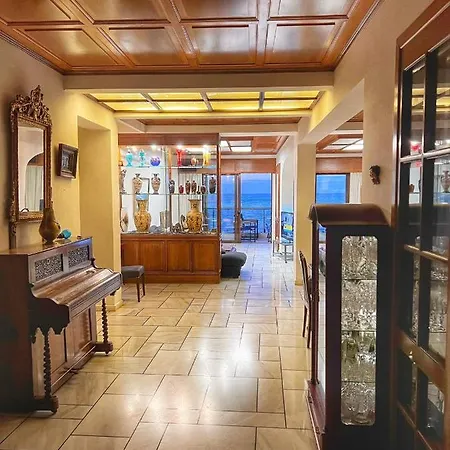 House Rethymno Апартаменты *